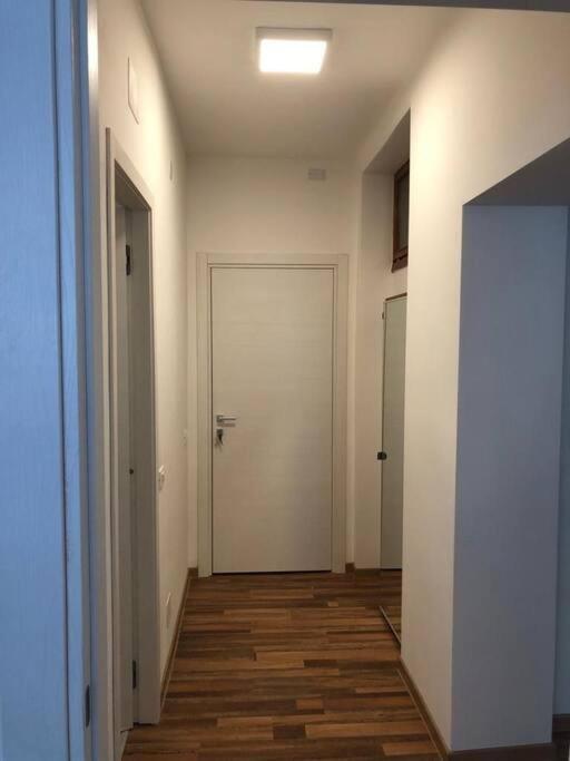 Appartamento Centro Storico Pordenone Bagian luar foto
